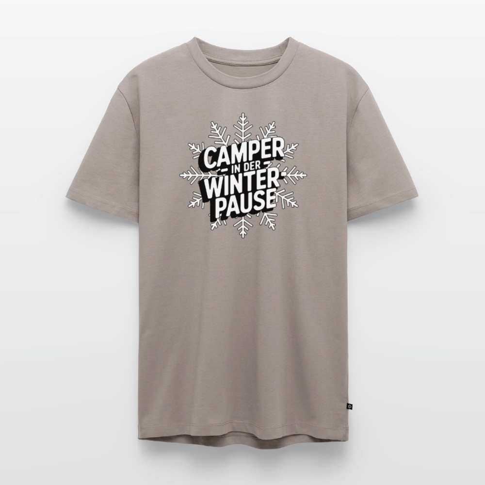 Camper in Winterpause - Herren Camping T-Shirt - Taupe