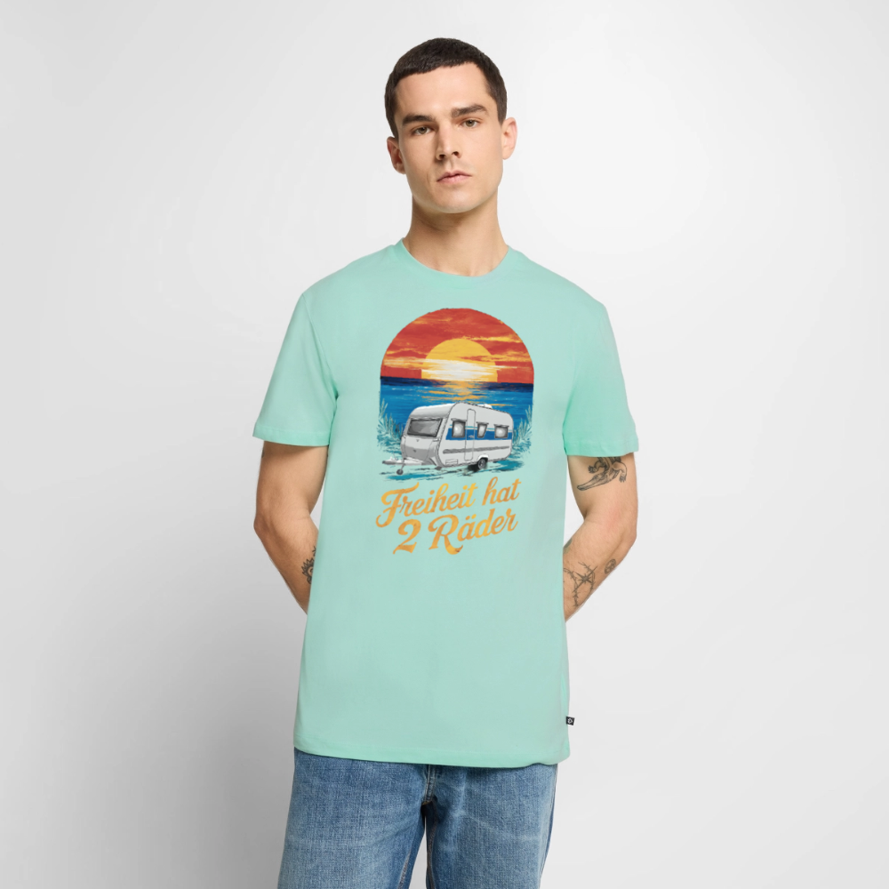 Freiheit hat 2 Räder - Herren Camping T-Shirt - Wohnwagen - Mint 