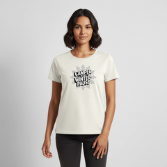 Camper in Winterpause - Damen Camping T-Shirt - Naturweiß
