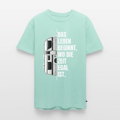 Camping ist Zeitlos - Herren Camping T-Shirt - Wohnwagen - Mint 