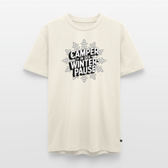Camper in Winterpause - Herren Camping T-Shirt - Naturweiß