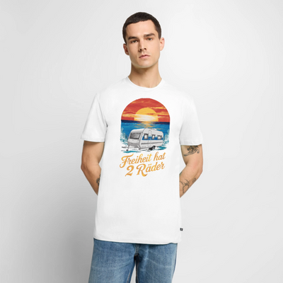 Freiheit hat 2 Räder - Herren Camping T-Shirt - Wohnwagen - Weiß