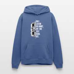 Camping ist Zeitlos - Herren Camping Hoodie - Wohnwagen - Taubenblau