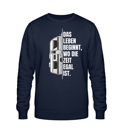 Camping ist Zeitlos - Herren Organic Sweatshirt - Wohnwagen - LazyDonkeyDesign 