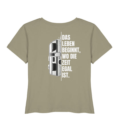 Camping ist Zeitlos - Damen Organic T-Shirt - Wohnwagen - Rückenmotiv - LazyDonkeyDesign 