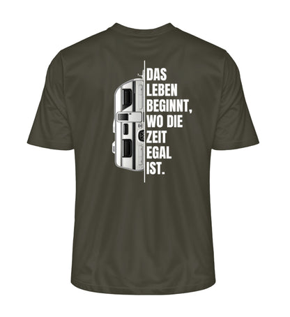 Camping ist Zeitlos - Herren Organic Shirt - Wohnwagen - Rückenmotiv - LazyDonkeyDesign 